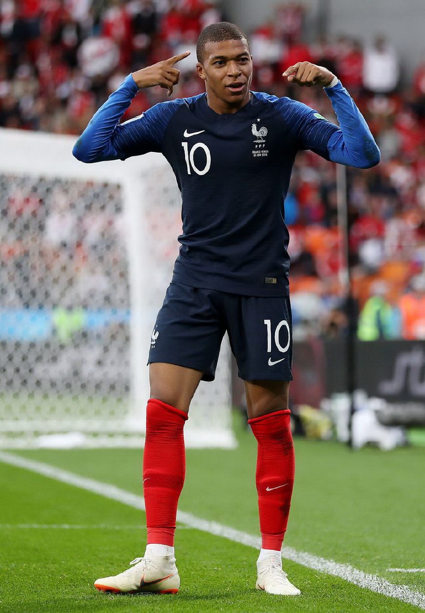 辽宁男篮王哲林关键得分带队胜（王哲林关键时刻发威助辽宁男篮取胜）