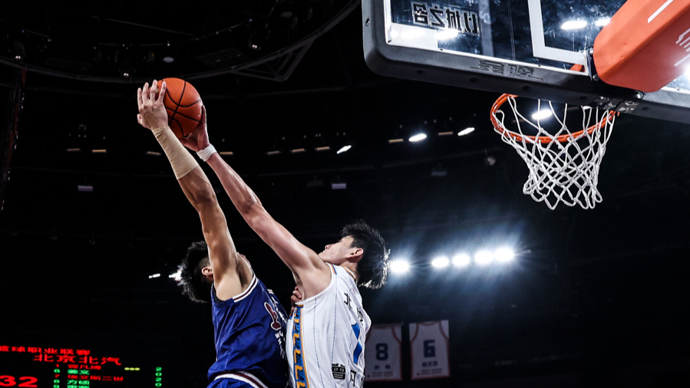 不适应防弧！林诗栋／蒯曼2-1杜达／温特！国乒2-1领先德国！（防弧成考验！林诗栋／蒯曼2-1杜达／温特，国乒2-1暂领先德国）