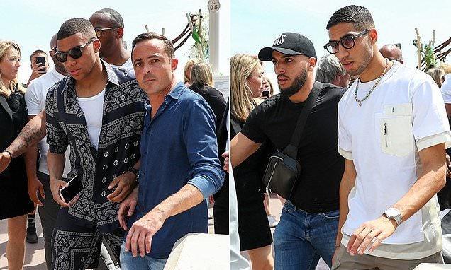 击剑冠军黄芊芊预祝2025海丝国际文旅节成功（击剑冠军黄芊芊祝愿2025海丝国际文旅节圆满成功）