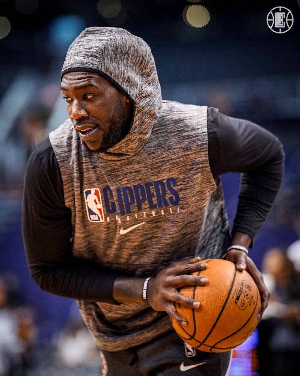 川超分区赛现场观赛人数超87万，实现经济效益超56亿元（川超分区赛吸引超87万现场观众，带动经济效益逾56亿元）