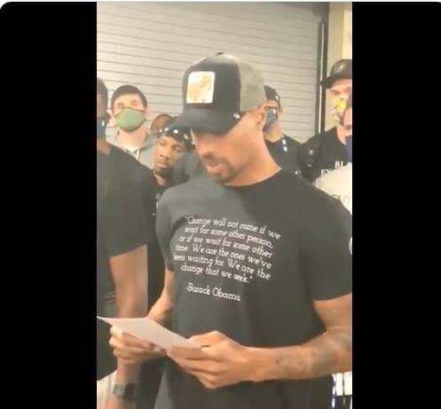 梅开二度助国米终结连败，劳塔罗当选与比萨一役全场最佳（独中两元助国米止住连败，劳塔罗当选对阵比萨全场最佳）