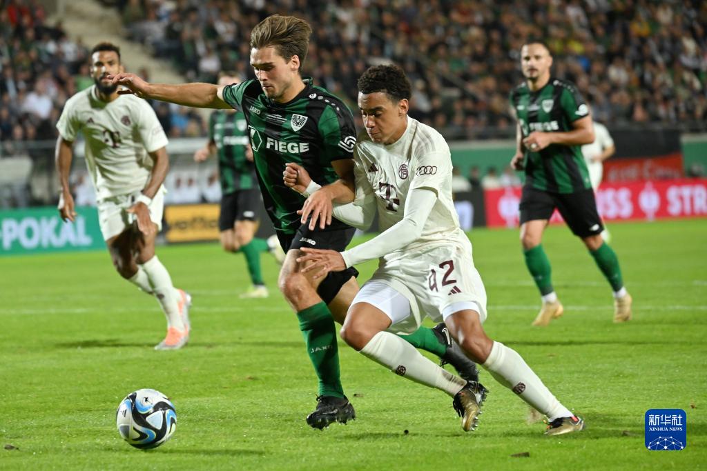 德甲今日开战！拜仁慕尼黑都否去的5连胜？（德甲今夜打响！拜仁能否延续五连胜？）