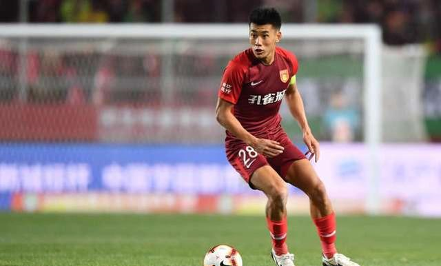 德甲最快10次帽子戏法排名：凯恩76场居首，盖德-穆勒161场（德甲达成10次帽子戏法最快榜：凯恩76场登顶，盖德-穆勒161场）