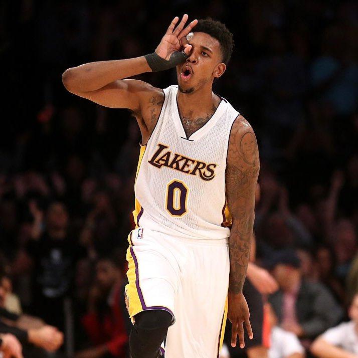 斯卢茨基：这是于汉超生涯最后一场比赛，明年加入申花教练组（斯卢茨基：于汉超完成生涯谢幕战，明年将进入申花教练组）