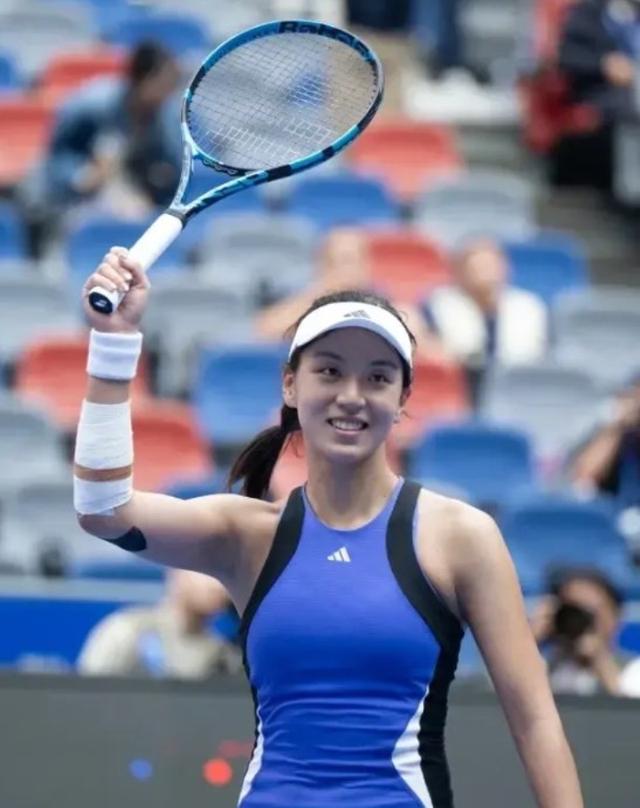 长春亚泰vs青岛西海岸全场数据：射门数17-4，射正数5-1